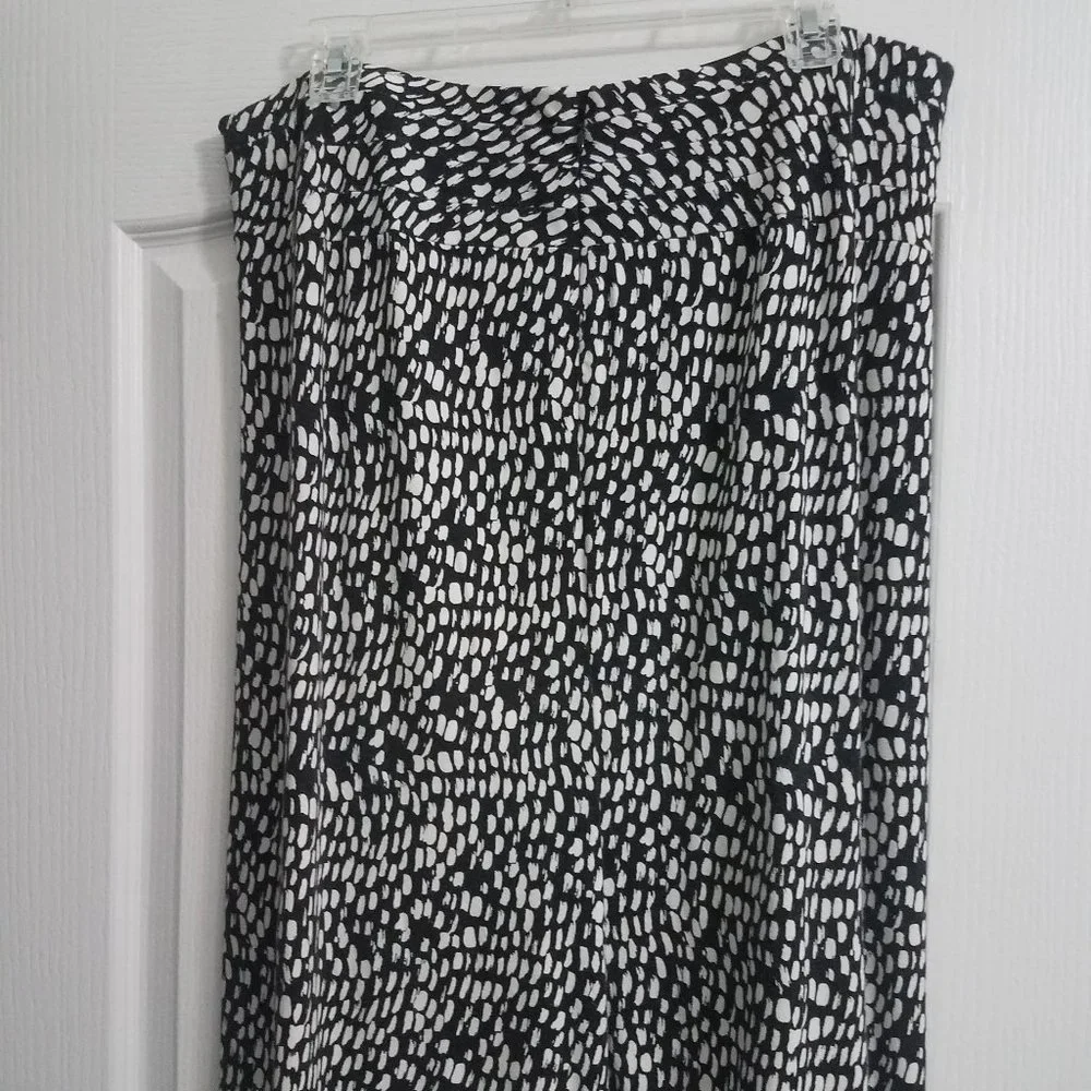 Ann Taylor Skirt Black/White EUC (14) - Picture 3 of 5